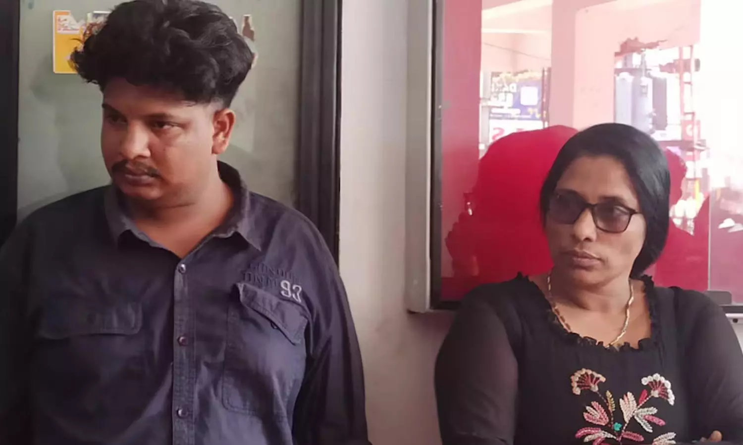 സിനിമാ താരങ്ങൾക്ക് ലഹരി കൈമാറി; ആലപ്പുഴയിൽ ഹൈബ്രിഡ് കഞ്ചാവുമായി പിടിയിലായ യുവതി സിനിമാ താരങ്ങൾക്ക് ലഹരി കൈമാറി; ആലപ്പുഴയിൽ ഹൈബ്രിഡ് കഞ്ചാവുമായി പിടിയിലായ യുവതി