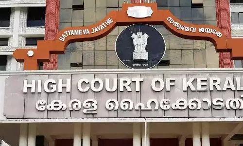 പാലക്കാട് ശ്രീനിവാസൻ വധക്കേസ്: പ്രതികളായ 10 എസ്ഡിപിഐ പ്രവർത്തകർക്ക് ജാമ്യം പാലക്കാട് ശ്രീനിവാസൻ വധക്കേസ്: പ്രതികളായ 10 എസ്ഡിപിഐ പ്രവർത്തകർക്ക് ജാമ്യം