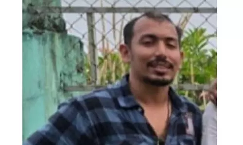 മകൾ എല്ലാതരത്തിലും ചൂഷണത്തിനിരയായി, ഇത് വ്യക്തമാക്കുന്ന തെളിവുകളുണ്ട്; ഐബി ഉദ്യോഗസ്ഥയുടെ മരണത്തിൽ പിതാവ്