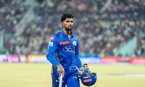 തിലകിനെ വലിച്ചത് ഹര്‍ദികിന്‍റെ മണ്ടന്‍ തീരുമാനം; രൂക്ഷവിമര്‍ശനവുമായി ഗവാസ്‍കര്‍