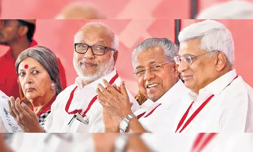 സിപിഎം കേന്ദ്ര കമ്മിറ്റി പട്ടികയെ എതിര്‍ത്ത് യുപി,മഹാരാഷ്ട്ര ഘടകം; അസാധാരണ വോട്ടെടുപ്പ്