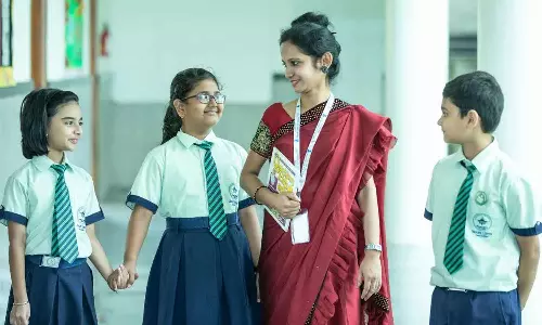 യുഎഇയിലെ ഇന്ത്യൻ സ്കൂളുകൾ നാളെ തുറക്കും യുഎഇയിലെ ഇന്ത്യൻ സ്കൂളുകൾ നാളെ തുറക്കും