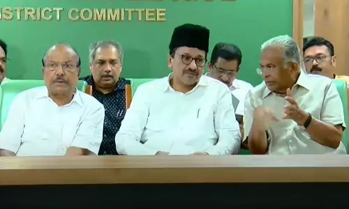 വഖഫ് നിയമഭേദഗതി; നിയമപോരാട്ടം കടുപ്പിക്കാൻ മുസ്‍ലിം ലീഗ്