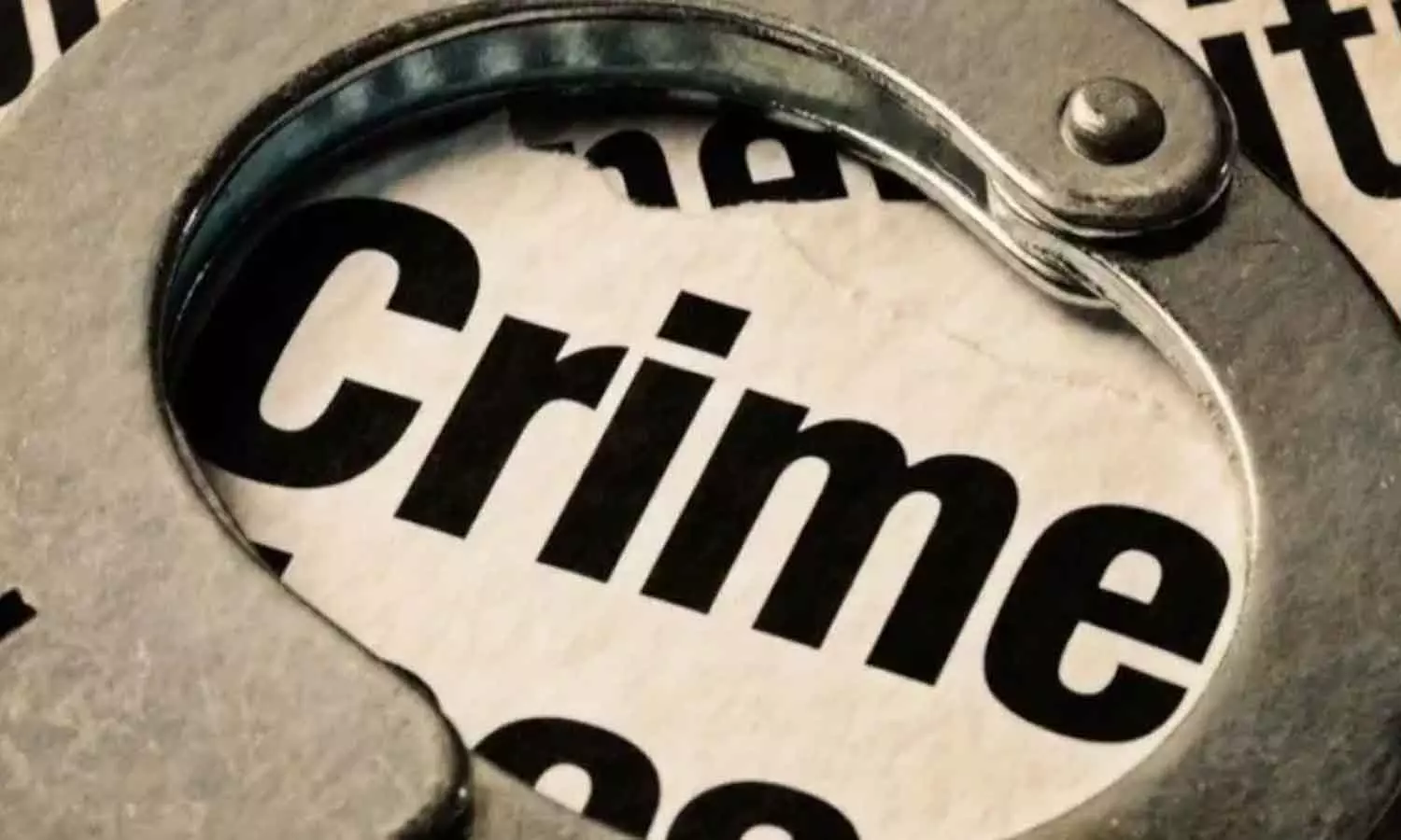 കണ്ണൂരിൽ മാതാപിതാക്കളുടെ മുന്നിലിട്ട് യുവാവിനെ കുത്തിക്കൊന്ന കേസ്; പ്രതിക്ക് ജീവപര്യന്തം കണ്ണൂരിൽ മാതാപിതാക്കളുടെ മുന്നിലിട്ട് യുവാവിനെ കുത്തിക്കൊന്ന കേസ്; പ്രതിക്ക് ജീവപര്യന്തം