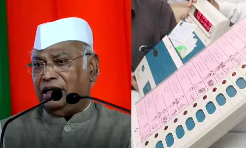 ഇലക്ട്രോണിക് വോട്ടിങ് മെഷിന്‍ വേണ്ട, രാജ്യം  ബാലറ്റിലേക്ക് മടങ്ങണം; കോണ്‍ഗ്രസ്
