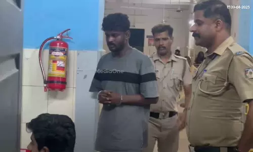 തൊണ്ടിമുതലും കാത്ത് മൂന്ന് ദിവസം; ഒടുവിൽ കള്ളൻ വിഴുങ്ങിയ മാല വീണ്ടെടുത്ത് പൊലീസ്