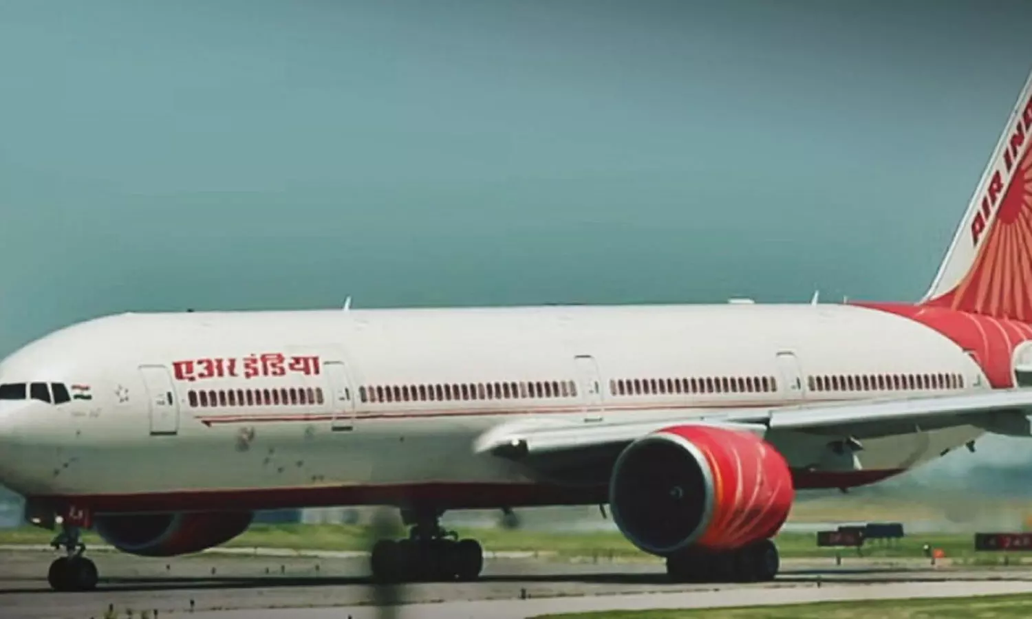 സഹയാത്രികന്റെ ശരീരത്തിൽ മൂത്രമൊഴിച്ചയാൾക്ക് 30 ദിവസത്തെ യാത്രാവിലക്ക് ഏർപ്പെടുത്തി എയർഇന്ത്യ സഹയാത്രികന്റെ ശരീരത്തിൽ മൂത്രമൊഴിച്ചയാൾക്ക് 30 ദിവസത്തെ യാത്രാവിലക്ക് ഏർപ്പെടുത്തി എയർഇന്ത്യ