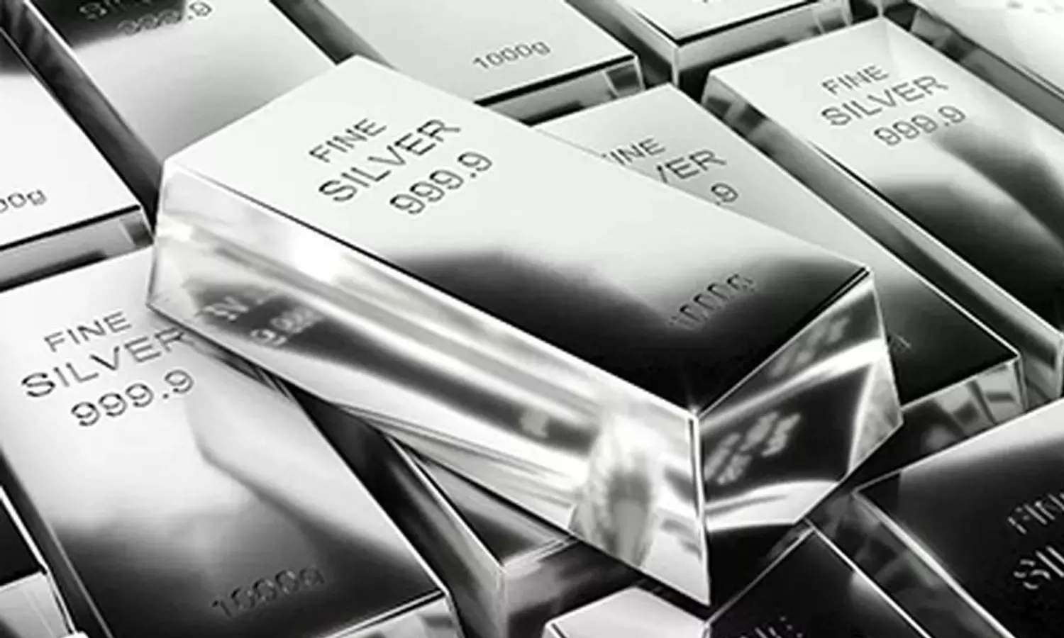 അദാനി തുറമുഖത്തെത്തിയ കണ്ടെയ്നറിൽ നിന്ന് ഒൻപത് കോടി രൂപ വിലമതിക്കുന്ന വെള്ളി കാണാതായി