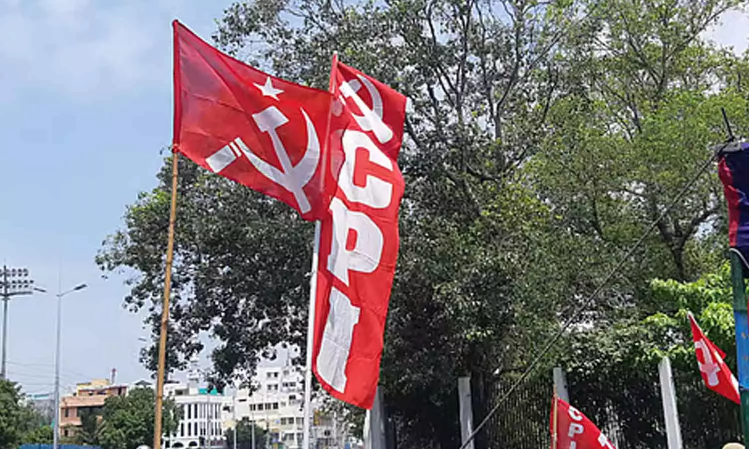 കൂട്ടുകക്ഷി ഭരണം മറന്ന് മുഖ്യമന്ത്രിയെ മാത്രം ഉയർത്തിക്കാട്ടുന്നു; സിപിഐ സംസ്ഥാന കൗൺസിലിൽ രൂക്ഷ വിമർശനം കൂട്ടുകക്ഷി ഭരണം മറന്ന് മുഖ്യമന്ത്രിയെ മാത്രം ഉയർത്തിക്കാട്ടുന്നു; സിപിഐ സംസ്ഥാന കൗൺസിലിൽ രൂക്ഷ വിമർശനം