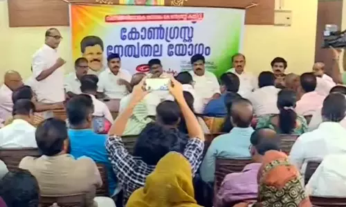 നിലമ്പൂരിലെ കരട് വോട്ടര്‍പട്ടികയില്‍ വ്യാപക ക്രമക്കേട്; ആരോപണവുമായി യുഡിഎഫ്
