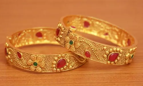 gold jewellery