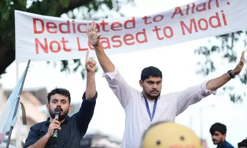 solidarity sio airport march