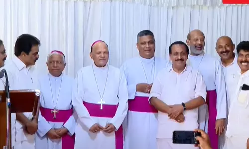 കോഴിക്കോട് രൂപത ഇനി അതിരൂപത; ഡോ. വർഗ്ഗീസ് ചക്കാലയ്ക്കൽ പ്രഥമ ആർച്ച് ബിഷപ്പ്