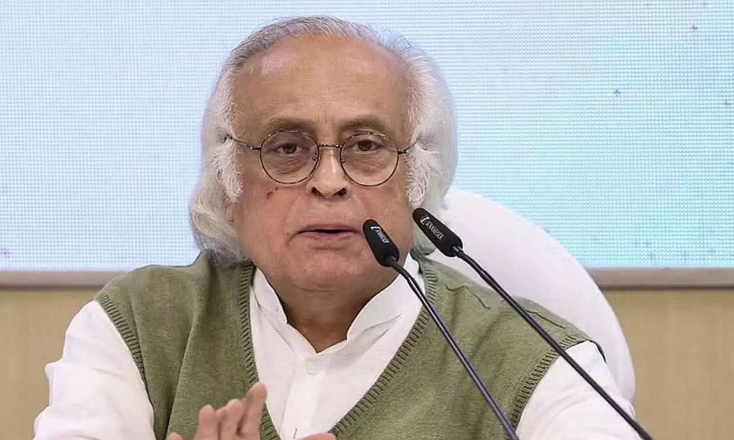 Congress reveal fuel excise duty loot under Modi government