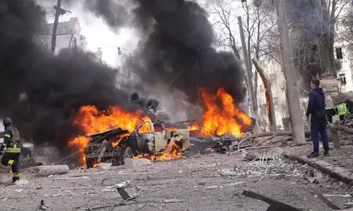 യുക്രൈനിൽ വീണ്ടും റഷ്യൻ ആക്രമണം; 34 പേർ കൊല്ലപ്പെട്ടു