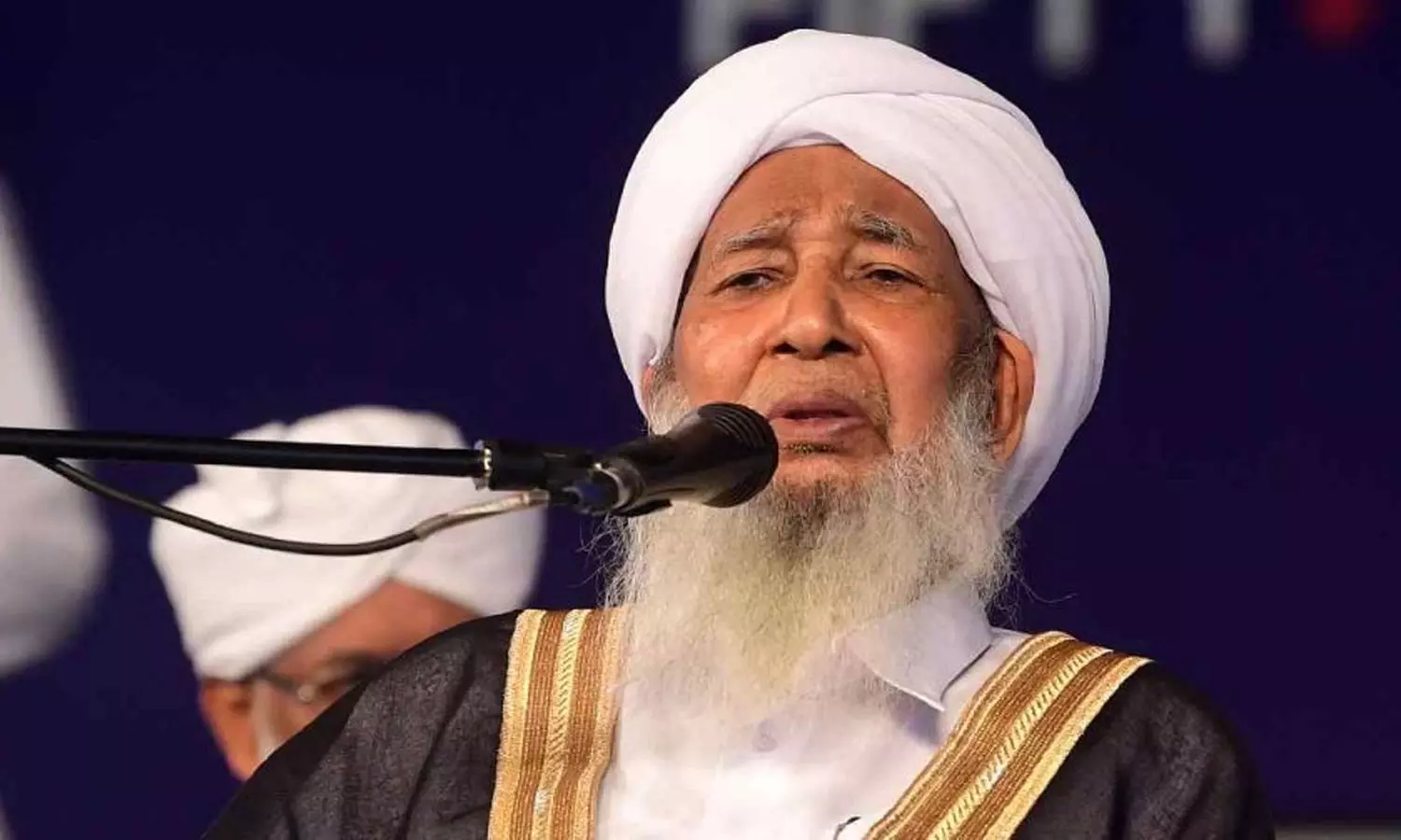 സ്വകാര്യ ഗ്രൂപ്പുകളുടെ ഹജ്ജ് യാത്രാ അനിശ്ചിതത്വം: ഇടപെടൽ തേടി പ്രധാനമന്ത്രിക്ക് കത്തയച്ച് കാന്തപുരം