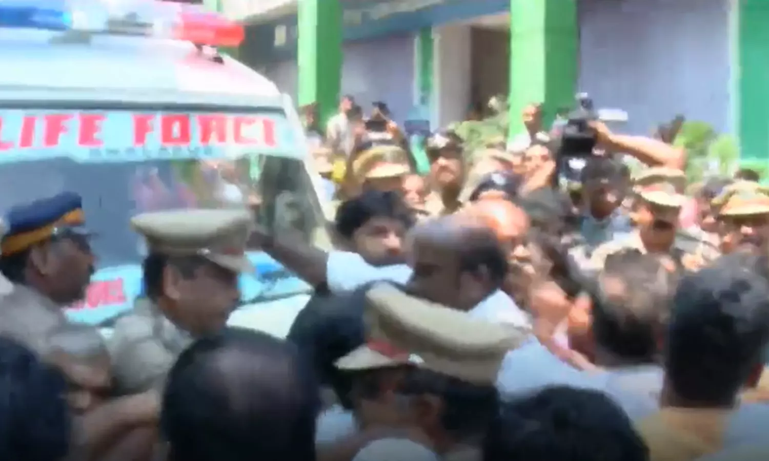 തുടർച്ചയായ കാട്ടാന ആക്രമണം; അതിരപ്പിള്ളിയിൽ ഇന്ന് ജനകീയ ഹർത്താൽ