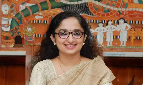 നന്മയുള്ളവരെക്കുറിച്ച് നാലാളോട് പറയാൻ പ്രയാസം വേണ്ട; കെ.കെ രാഗേഷിനെ പുകഴ്ത്തിയുള്ള പോസ്റ്റിൽ മറുപടിയുമായി ദിവ്യ എസ്.അയ്യർ IAS