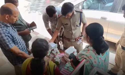 ലഹരിയ്ക്കായി ഹൃദ്രോഗ മരുന്ന് വിൽപ്പനക്കെത്തിച്ച യുവാവ് പിടിയിൽ ലഹരിയ്ക്കായി ഹൃദ്രോഗ മരുന്ന് വിൽപ്പനക്കെത്തിച്ച യുവാവ് പിടിയിൽ