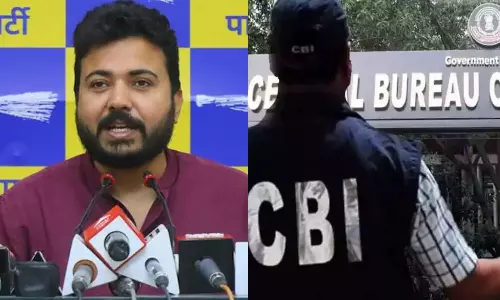 എഎപി നേതാവിന്റെ വീട്ടിൽ സിബിഐ റെയ്ഡ്: നീക്കം ഗുജറാത്തിലെ തെരഞ്ഞെടുപ്പ് ചുമതല നൽകിയതിന് പിന്നാലെ, ബിജെപി പേടിക്കുന്നുവെന്ന് അതിഷി