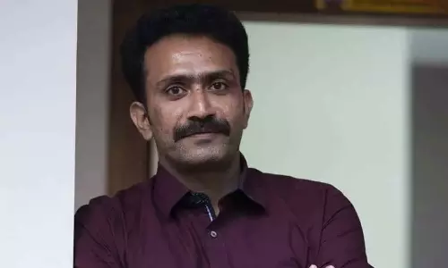 ഷൈന് ടോം ചാക്കോക്കെതിരെ പൊലീസ് തല്ക്കാലം കേസെടുക്കില്ല; ഇറങ്ങി ഓടിയതില് വിശദീകരണം തേടും ഷൈന് ടോം ചാക്കോക്കെതിരെ പൊലീസ് തല്ക്കാലം കേസെടുക്കില്ല; ഇറങ്ങി ഓടിയതില് വിശദീകരണം തേടും