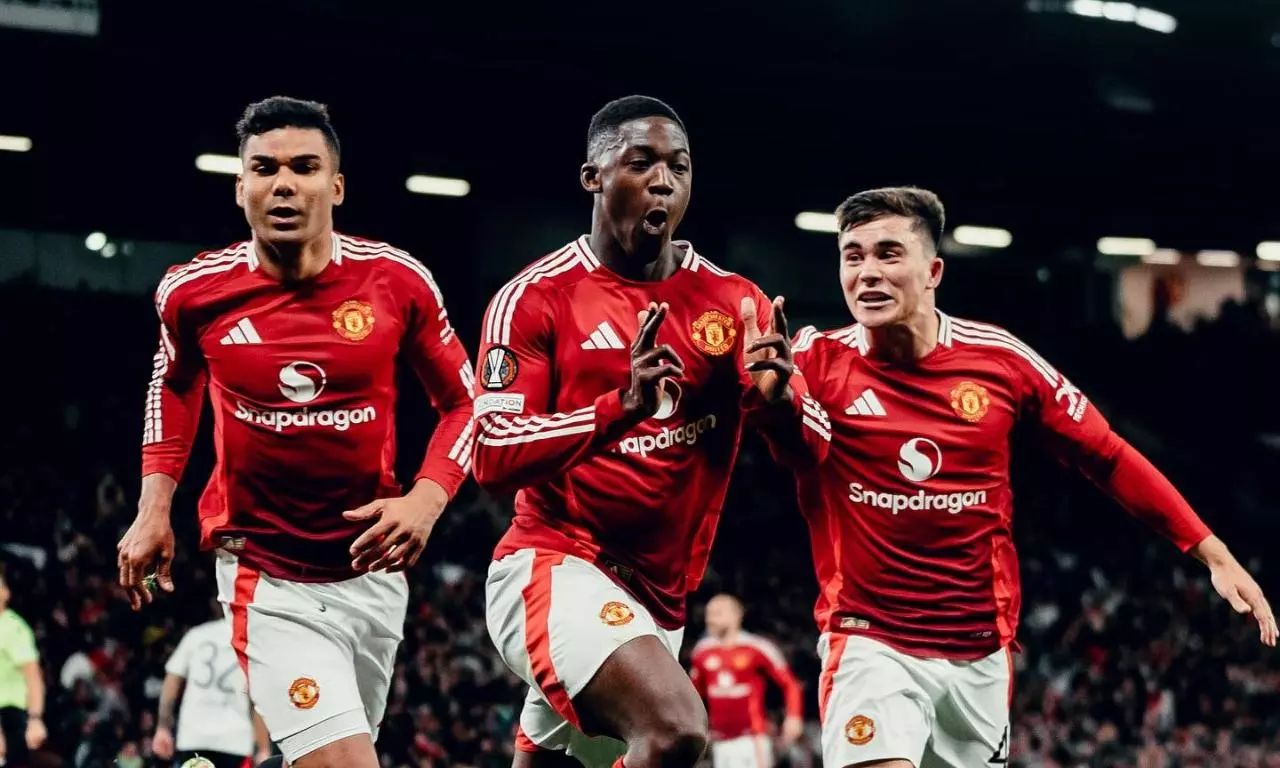 ഇത് സ്വപ്നം കണ്ടതല്ല; എക്സ്ട്രാ ടൈമിൽ മൂന്നുഗോൾ തിരിച്ചടിച്ച് യുനൈറ്റഡിന്റെ മാസ് കംബാക്ക് ഇത് സ്വപ്നം കണ്ടതല്ല; എക്സ്ട്രാ ടൈമിൽ മൂന്നുഗോൾ തിരിച്ചടിച്ച് യുനൈറ്റഡിന്റെ മാസ് കംബാക്ക്