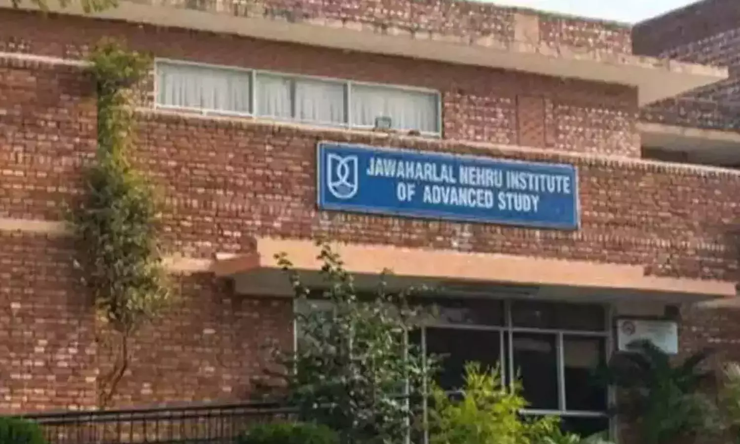 സംഘർഷം; ജെഎൻയുവിൽ വിദ്യാർഥി യൂനിയൻ തെരഞ്ഞെടുപ്പ് നടപടി നിർത്തിവച്ചു