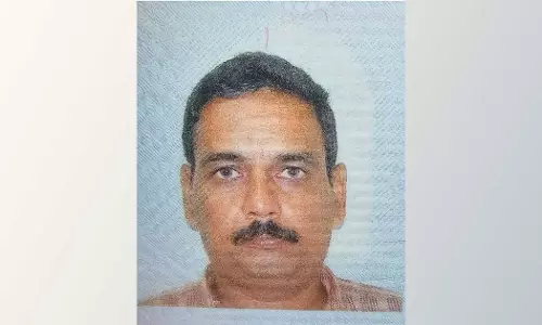 തുഖ്ബയിൽ വാഹനമിടിച്ച് കൊട്ടാരക്കര സ്വദേശിക്ക് ദാരുണാന്ത്യം തുഖ്ബയിൽ വാഹനമിടിച്ച് കൊട്ടാരക്കര സ്വദേശിക്ക് ദാരുണാന്ത്യം