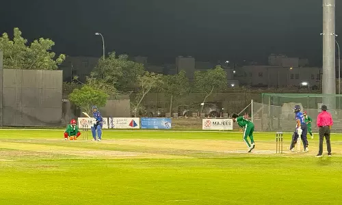 ഒമാനെതിരെ കേരളത്തിന് മിന്നും വിജയം; രോഹൻ കുന്നുമ്മലിന് സെഞ്ച്വറി ഒമാനെതിരെ കേരളത്തിന് മിന്നും വിജയം; രോഹൻ കുന്നുമ്മലിന് സെഞ്ച്വറി