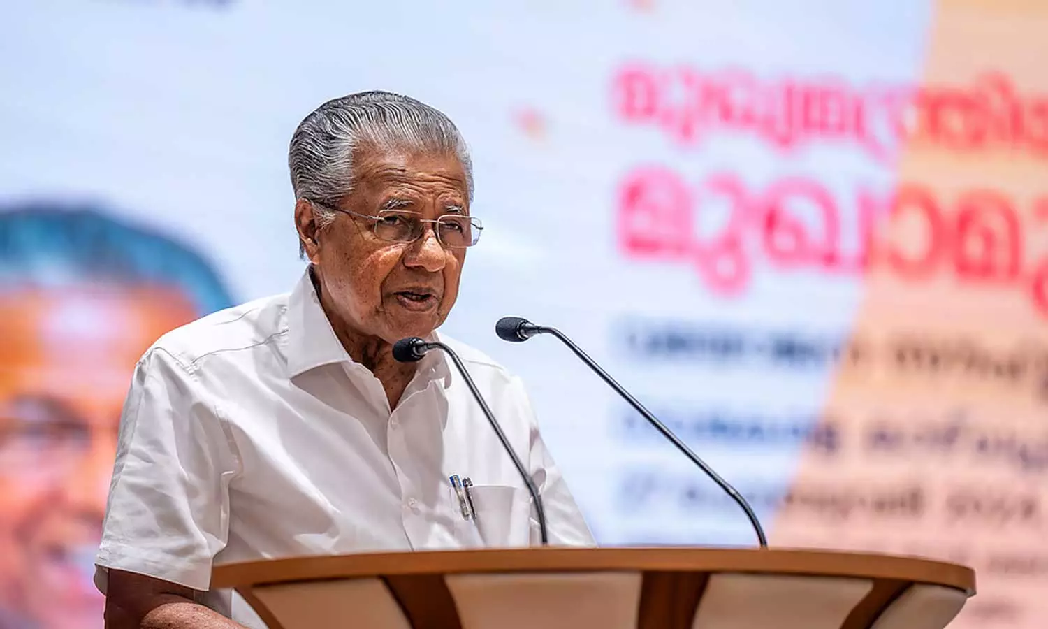 എല്ലാ പ്രതിലോമശക്തികളെയും അതിശക്തമായി ചെറുക്കണം; ജമ്മുകശ്മീർ ഭീകരാക്രമണത്തെ അപലപിച്ച് മുഖ്യമന്ത്രി പിണറായി വിജയൻ