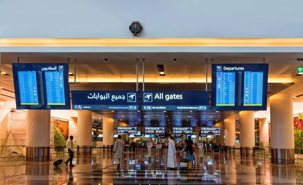 ഒമാൻ വിമാനത്താവളങ്ങളിൽ ചെക്ക്-ഇൻ കൗണ്ടറുകളിലെ കാത്തിരിപ്പ് സമയം കുറയ്ക്കും