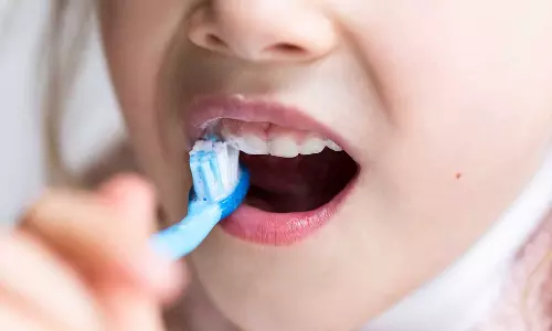 കുട്ടികളുടെ ടൂത്ത് പേസ്റ്റ് സുരക്ഷിതമാണോ? അപകടകരമായ രാസവസ്തുക്കള്‍ അടങ്ങിയിട്ടുണ്ടെന്ന് പഠനറിപ്പോര്‍ട്ട്