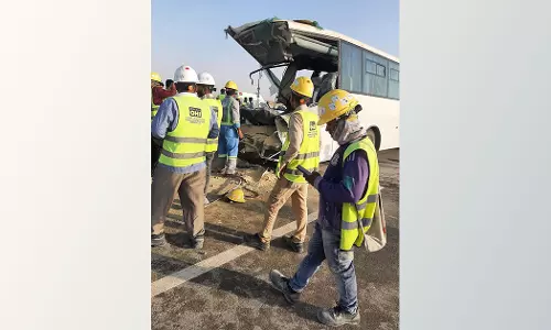 ജുബൈലിൽ ബസ്സും ട്രക്കും കൂട്ടിയിടിച്ച് അപകടം; നാല് പേർ മരണപ്പെട്ടു