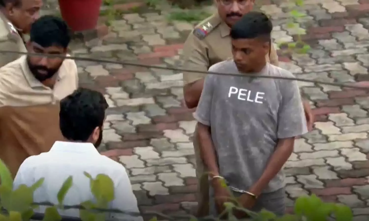 കോട്ടയം ഇരട്ടക്കൊലക്കേസ്: പ്രതി ലക്ഷ്യമിട്ടത് വിജയകുമാറിനെ മാത്രം കോട്ടയം ഇരട്ടക്കൊലക്കേസ്: പ്രതി ലക്ഷ്യമിട്ടത് വിജയകുമാറിനെ മാത്രം