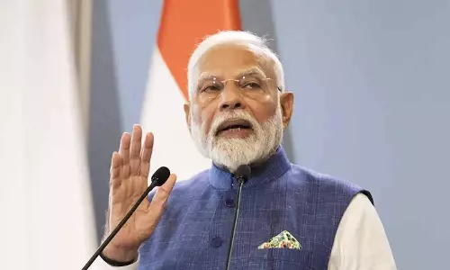 രാജ്യത്തിന്റെ പഞ്ചർ ആരൊട്ടിക്കും? ആഴത്തിലിട്ട് മൂടി, എന്നിട്ടും സത്യം പുറത്തെത്തി രാജ്യത്തിന്റെ പഞ്ചർ ആരൊട്ടിക്കും? ആഴത്തിലിട്ട് മൂടി, എന്നിട്ടും സത്യം പുറത്തെത്തി