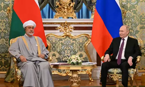 ഗസ്സ മുനമ്പിൽനിന്നും അധിനിവേശ സേനയെ പൂർണമായും പിൻവലിക്കണം. സംയുക്ത പ്രസ്താവന പുറത്തിറക്കി ഒമാനും റഷ്യയും