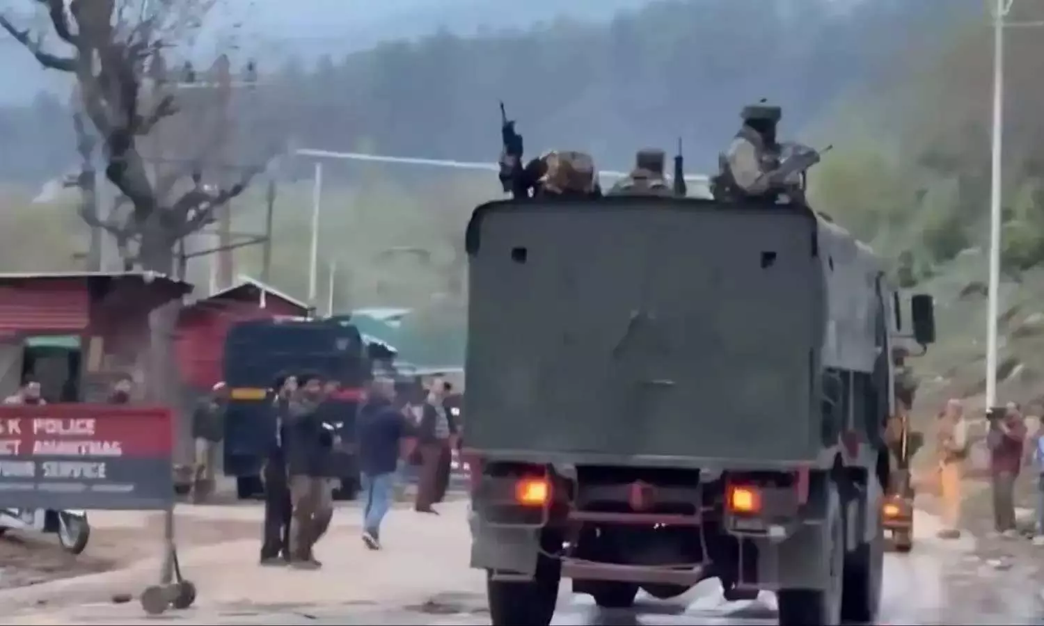 പഹൽഗാം ഭീകരാക്രമണം: രണ്ട് ഭീകരരുടെ ചിത്രങ്ങൾ കൂടി  പുറത്തുവിട്ടു