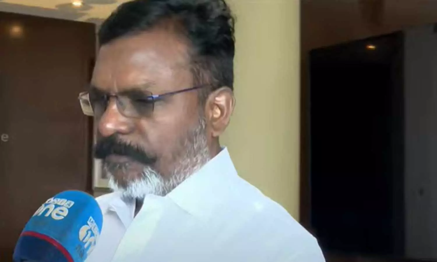 വഖഫ് നിയമത്തിലൂടെ മുസ്ലിംകളുടെ സ്വത്തുക്കൾ പിടിച്ചെടുക്കാന് കേന്ദ്രം ശ്രമിക്കുന്നു; തോള് തിരുമാളവന് വഖഫ് നിയമത്തിലൂടെ മുസ്ലിംകളുടെ സ്വത്തുക്കൾ പിടിച്ചെടുക്കാന് കേന്ദ്രം ശ്രമിക്കുന്നു; തോള് തിരുമാളവന്