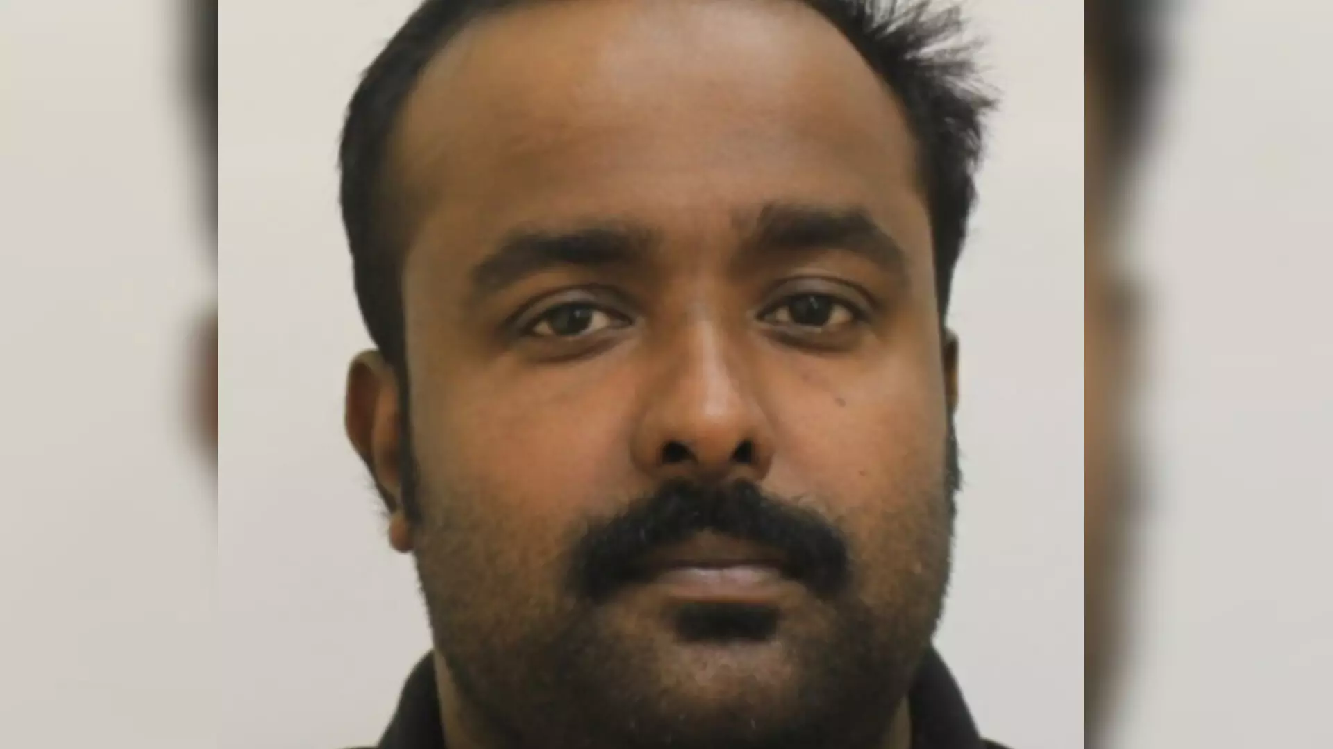 കസബിൽ വാഹനാപകടത്തിൽ മലയാളി യുവാവ് മരിച്ചു കസബിൽ വാഹനാപകടത്തിൽ മലയാളി യുവാവ് മരിച്ചു