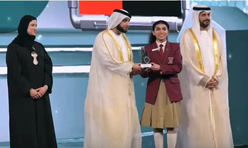 Malayali students Aparna Nair and Anupama won the Shaikh Hamdan Award