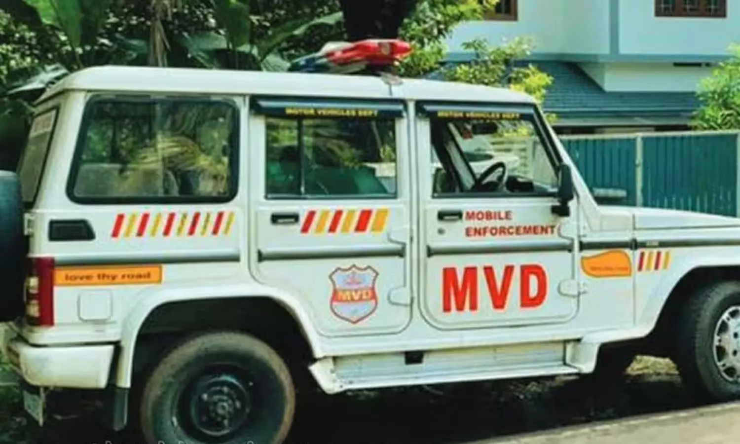 മോട്ടോർ വാഹന വകുപ്പിൽ അസാധാരണ കൂട്ട സ്ഥലംമാറ്റം; രണ്ട് ലിസ്റ്റിലായി 221 അസിസ്റ്റന്റ് എംവിഐമാർക്ക് സ്ഥലംമാറ്റം