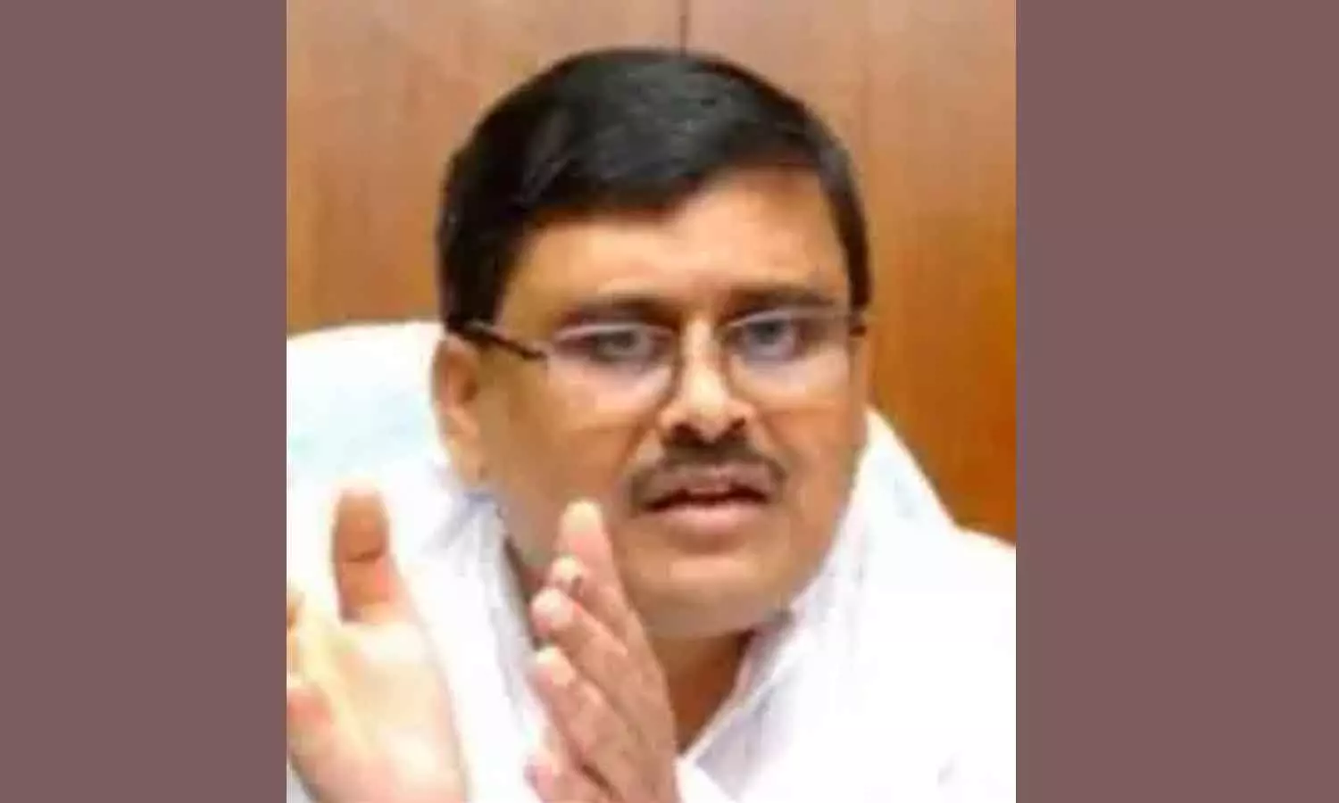 സഹപ്രവർത്തകയോട് മോശമായി പെരുമാറിയെന്ന പരാതി; ബം​ഗാളിൽ മുൻ എംപിയെ പുറത്താക്കി സിപിഎം