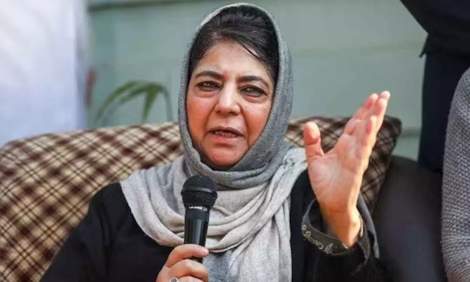 Not alienate innocent people in Kashmir says Mehbooba Mufti