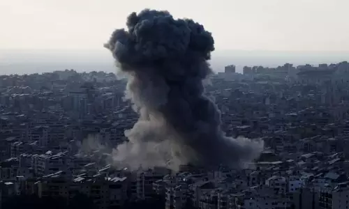 വെടിനിർത്തൽ കരാർ ലംഘിച്ച് ബെയ്‌റൂത്തിന് നേരെ ഇസ്രായേൽ ആക്രമണം: വ്യാപക പ്രതിഷേധം