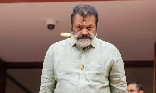 പുലിപ്പല്ല് മാല ഉപയോഗിക്കുന്നു:  സുരേഷ് ഗോപിക്കെതിരെ ഡിജിപിക്ക് പരാതി