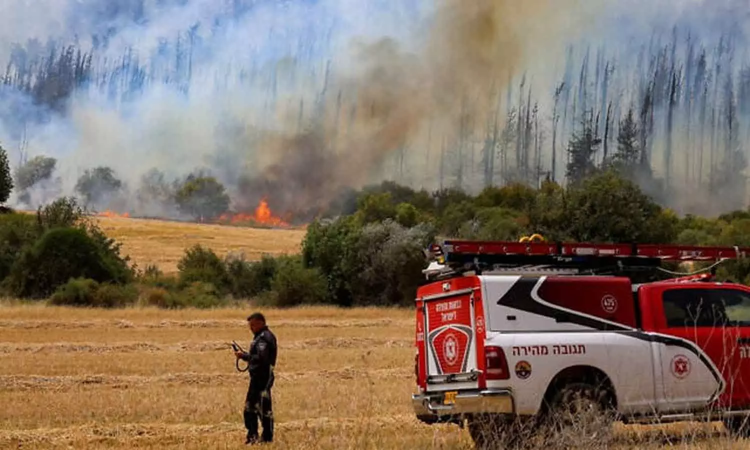 Communities evacuated as massive brushfires rage near Jerusalem