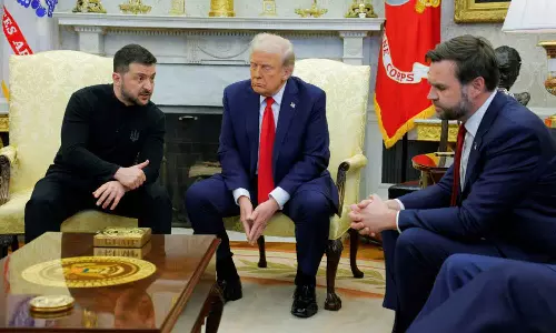 സാമ്പത്തിക സഹായങ്ങൾക്ക് പകരം അപൂർവ ധാതുക്കൾ; കരാറിൽ ഒപ്പുവെച്ച് അമേരിക്കയും യുക്രൈനും