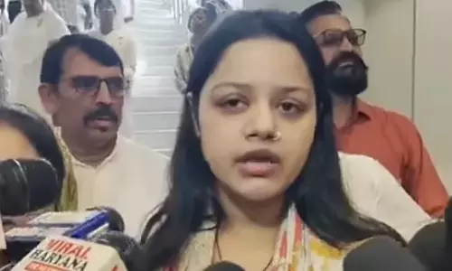 മുസ്‌ലിംകൾക്കോ കശ്മീരികൾക്കോ എതിരെ പോകരുത്, നമുക്ക് വേണ്ടത് സമാധാനമാണ്; പഹൽഗാമിൽ കൊല്ലപ്പെട്ട വിനയ് നർവാളിന്റെ ഭാര്യ ഹിമാൻഷി