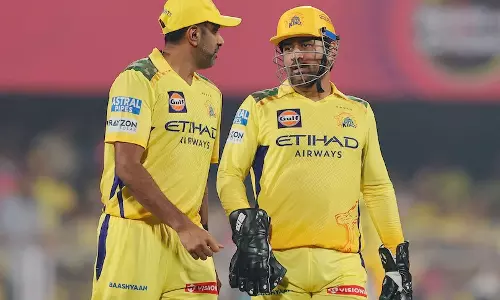 അശ്വിന് പത്ത് കോടി കൊടുത്തത് ബെഞ്ചില് ഇരുത്താനോണോ?; ചെന്നൈയോട് ഹര്ഭജന് അശ്വിന് പത്ത് കോടി കൊടുത്തത് ബെഞ്ചില് ഇരുത്താനോണോ?; ചെന്നൈയോട് ഹര്ഭജന്