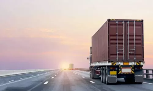 ട്രക്കുകളുടെ നിയമലംഘനം; നടപടി കടുപ്പിച്ച് സൗദി